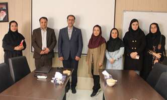 رئیس دانشکده علوم تغذیه و رژیم شناسی با کارشناسان گروه های آموزشی دیدار کرد